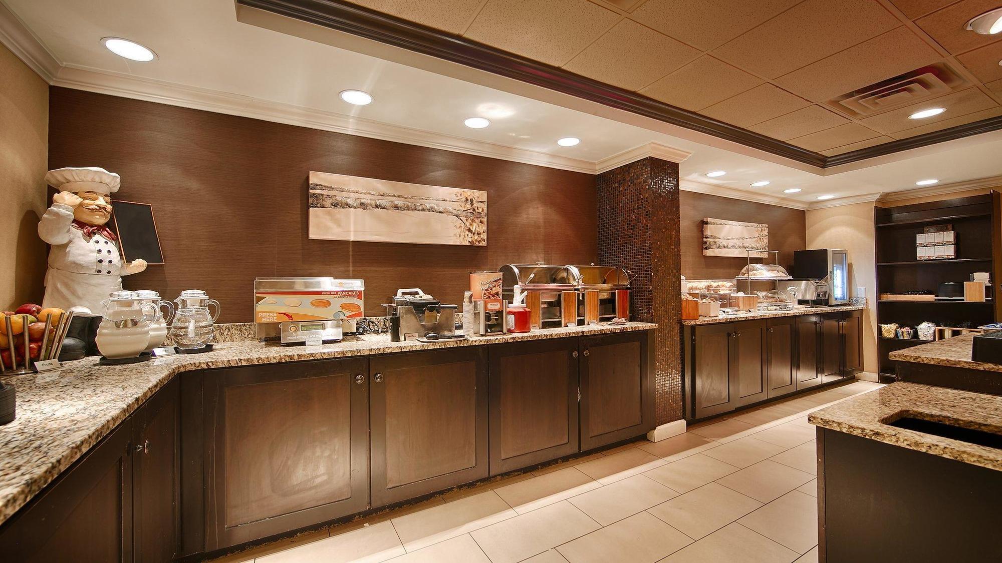 Inn At The Peachtrees, Ascend Hotel Collection أتلانتا المظهر الخارجي الصورة