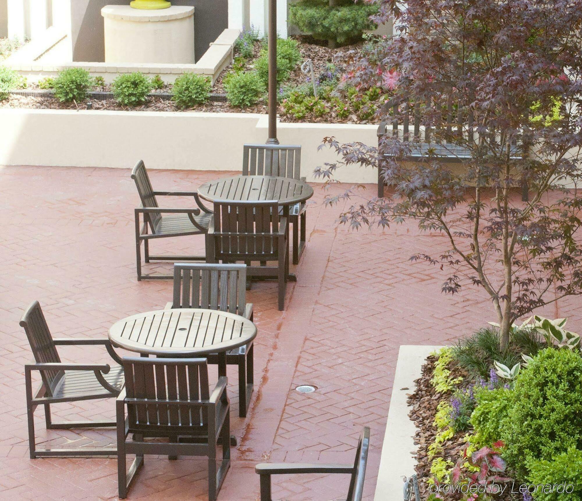 Inn At The Peachtrees, Ascend Hotel Collection أتلانتا المطعم الصورة